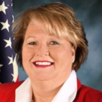 Image of Illinois Sen. Terri Bryant (R)