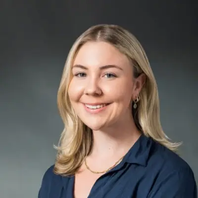 Julianne Hopper Headshot
